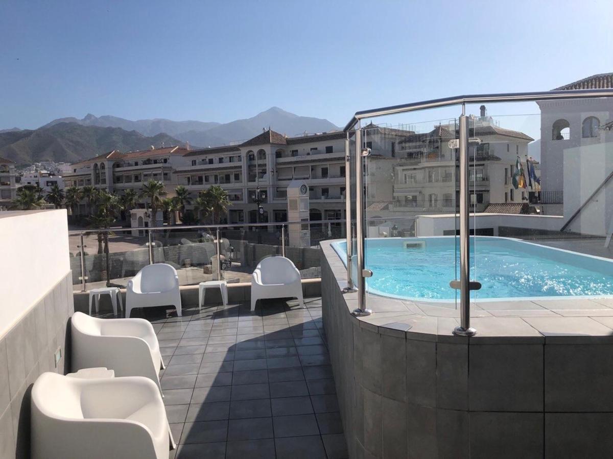 Apartamento 3 Gran8Nerja Bagian luar foto